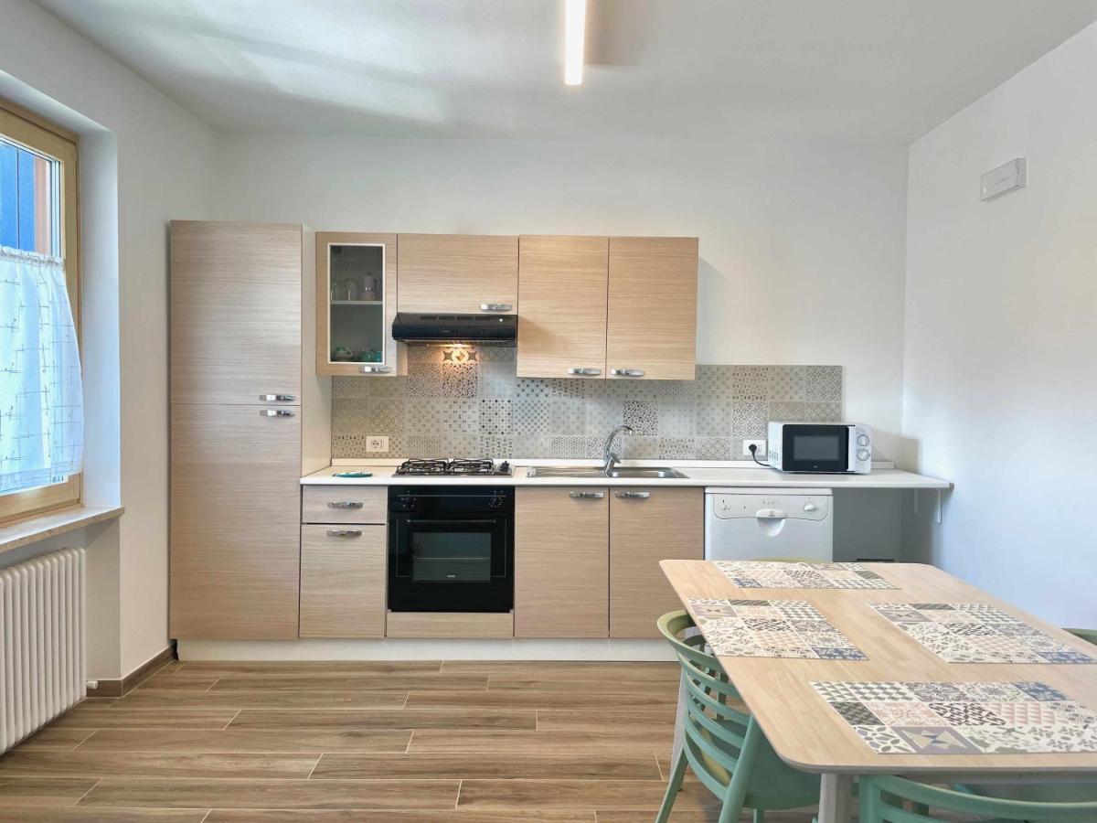 Ferienwohnung Casa Del Tempo Rosa Tassullo Ospitar Exterior foto